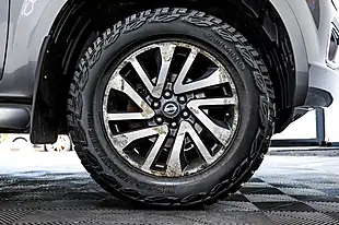 Used 2016 Nissan Navara Tekna Grey - Interior and Exterior details 19