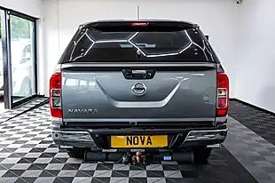 Used 2016 Nissan Navara Tekna Grey - Interior and Exterior details 8