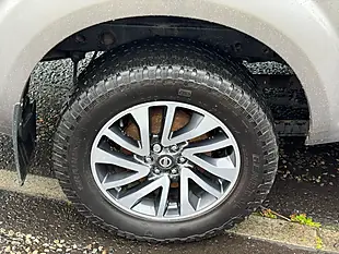 Used 2016 Nissan Navara Tekna Grey - Interior and Exterior details 20