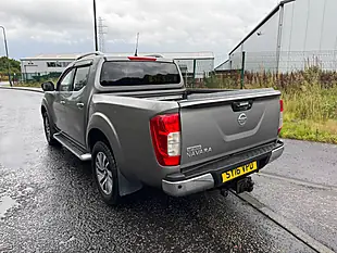 Used 2016 Nissan Navara Tekna Grey - Interior and Exterior details 8