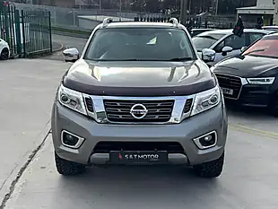 Used 2016 Nissan Navara Tekna Grey - Interior and Exterior details 2