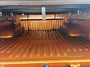 Used 2016 Nissan Navara Tekna Savannah Yellow - Interior and Exterior details 14