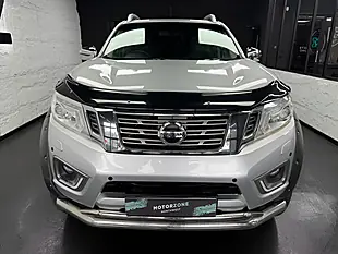 Used 2016 Nissan Navara Tekna Silver - Interior and Exterior details 4