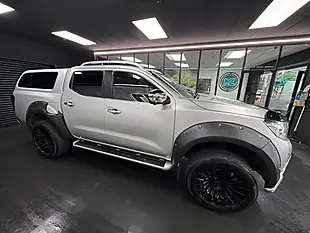 Used 2016 Nissan Navara Tekna Silver - Interior and Exterior details 6