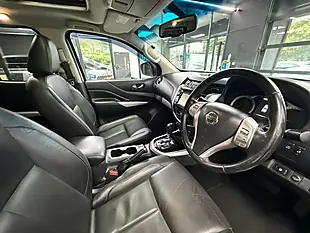 Used 2016 Nissan Navara Tekna Silver - Interior and Exterior details 7