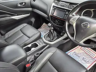 Used 2016 Nissan Navara Tekna White - Interior and Exterior details 8