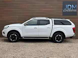Used 2016 Nissan Navara Tekna White - Interior and Exterior details 8