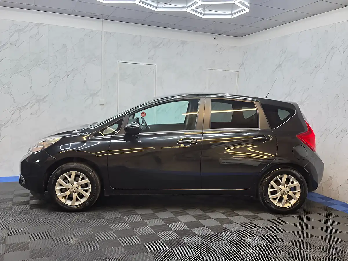 Used 2016 Nissan Note Acenta Black - Interior and Exterior details 10