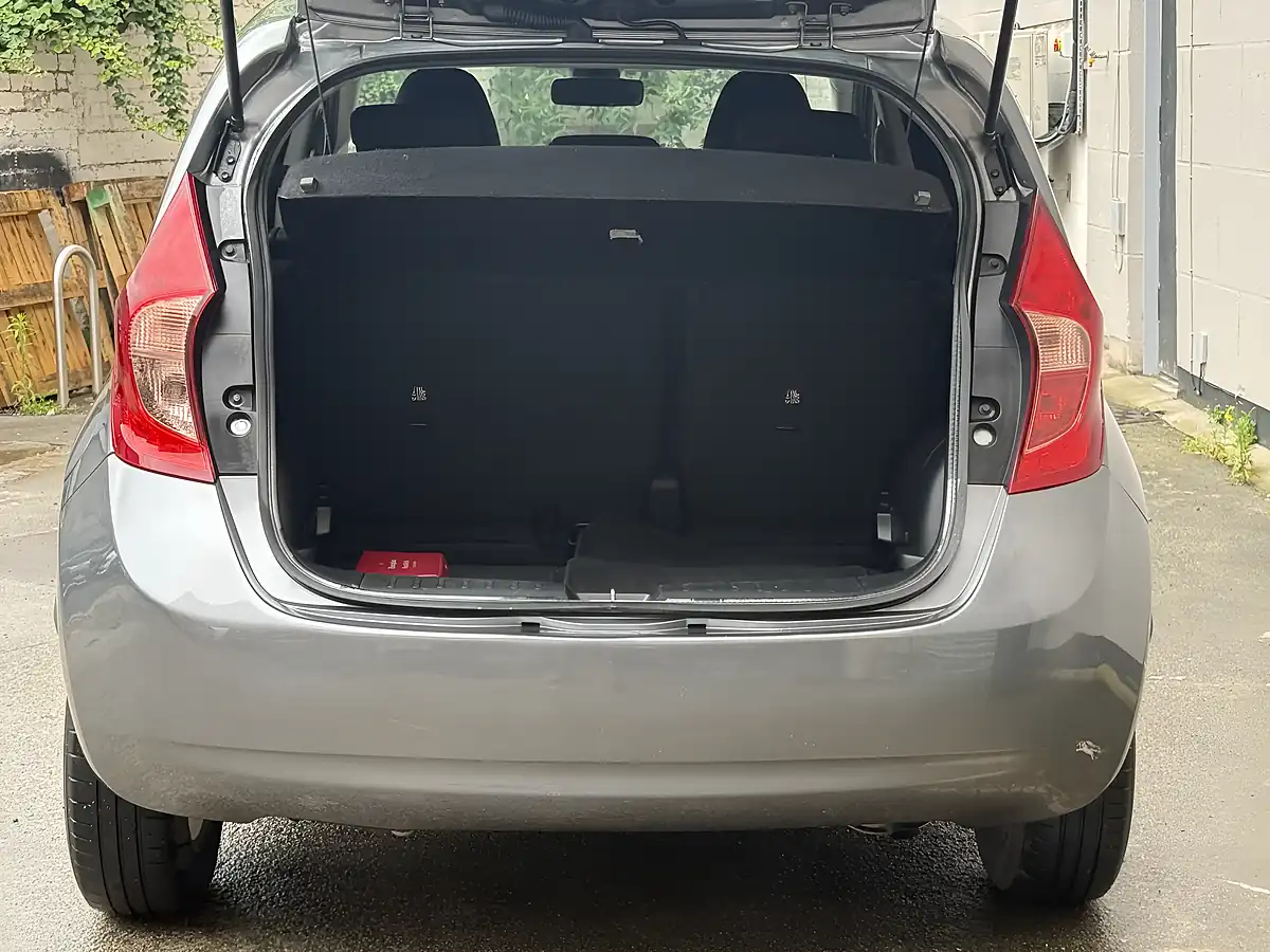 Used 2016 Nissan Note Acenta Premium Grey - Interior and Exterior details 10