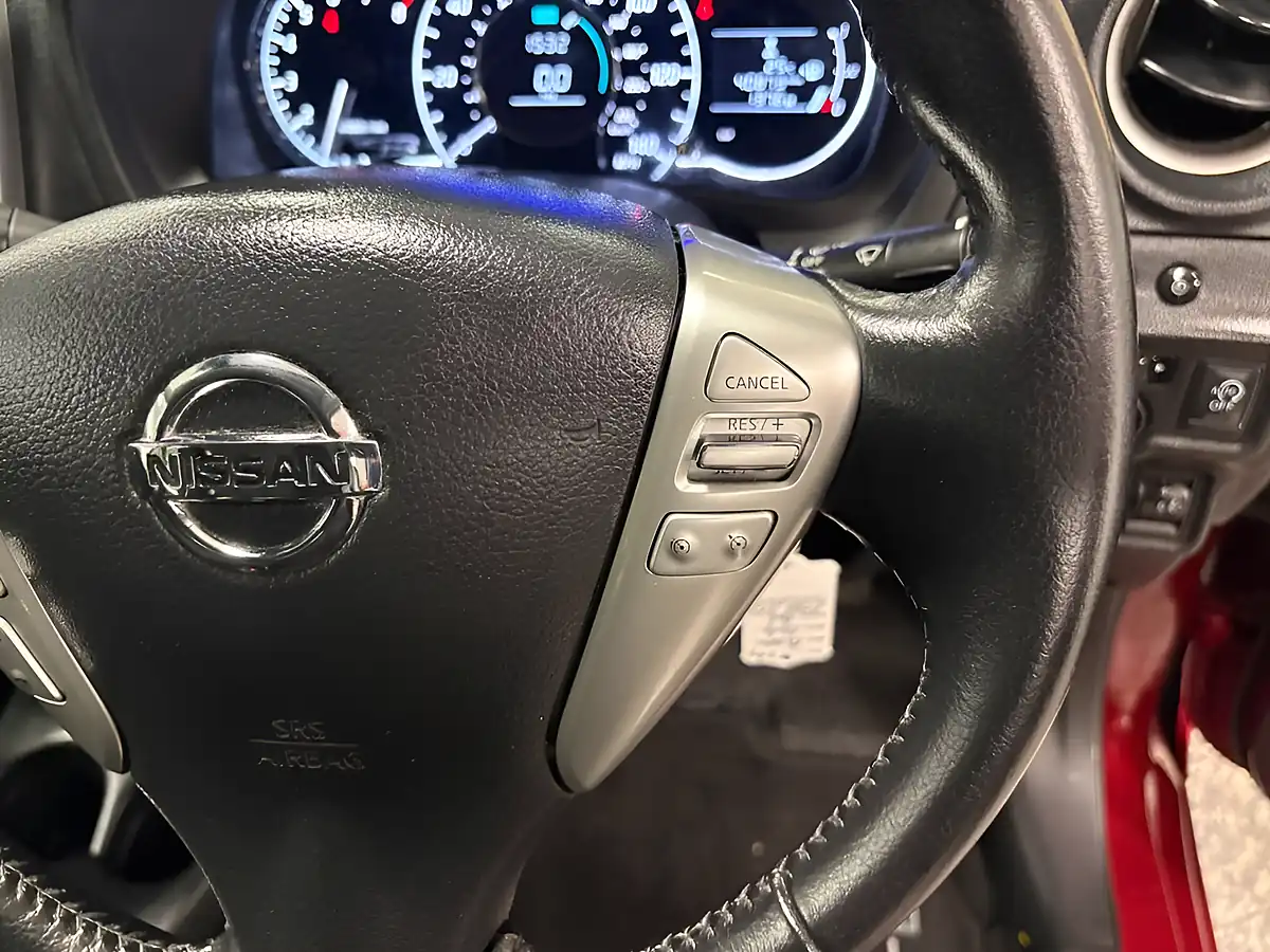 Used 2016 Nissan Note Acenta Premium Red - Interior and Exterior details 16