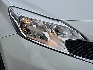 Used 2016 Nissan Note Acenta Premium White - Interior and Exterior details 19