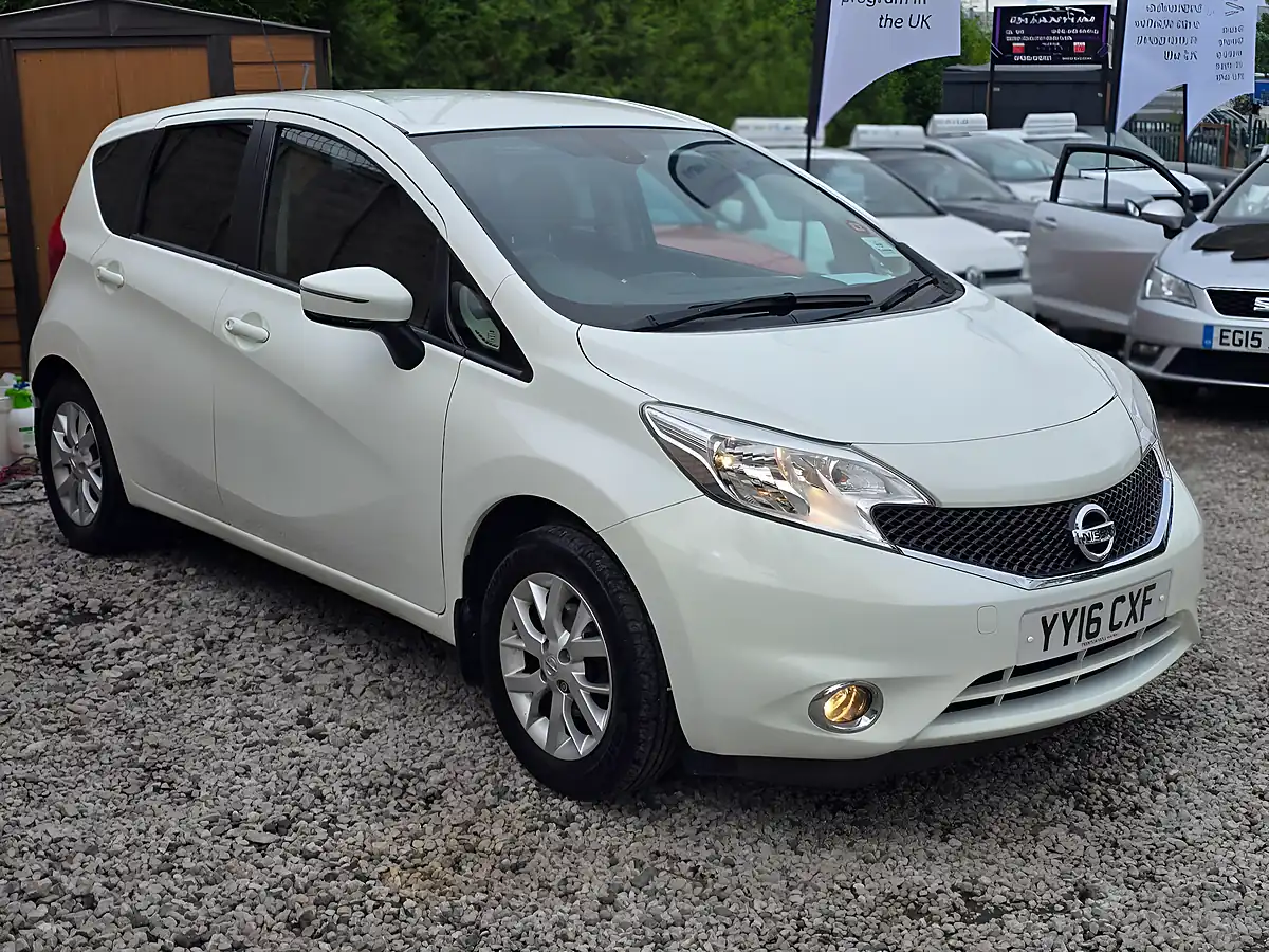 Used 2016 Nissan Note Acenta Premium White - Interior and Exterior details 2