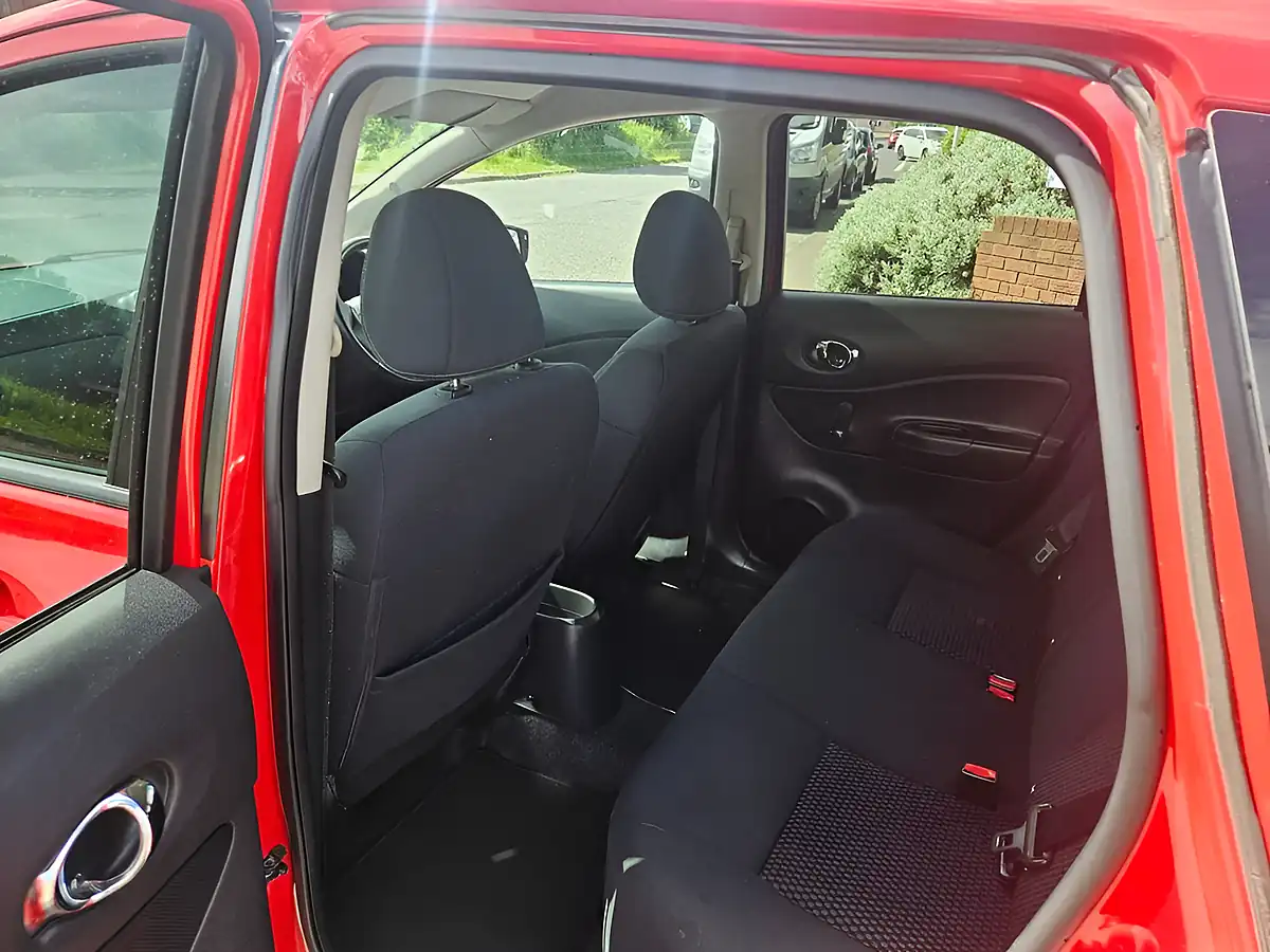 Used 2016 Nissan Note Acenta Red - Interior and Exterior details 11