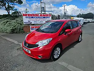 Used 2016 Nissan Note Acenta Red - Interior and Exterior details 4