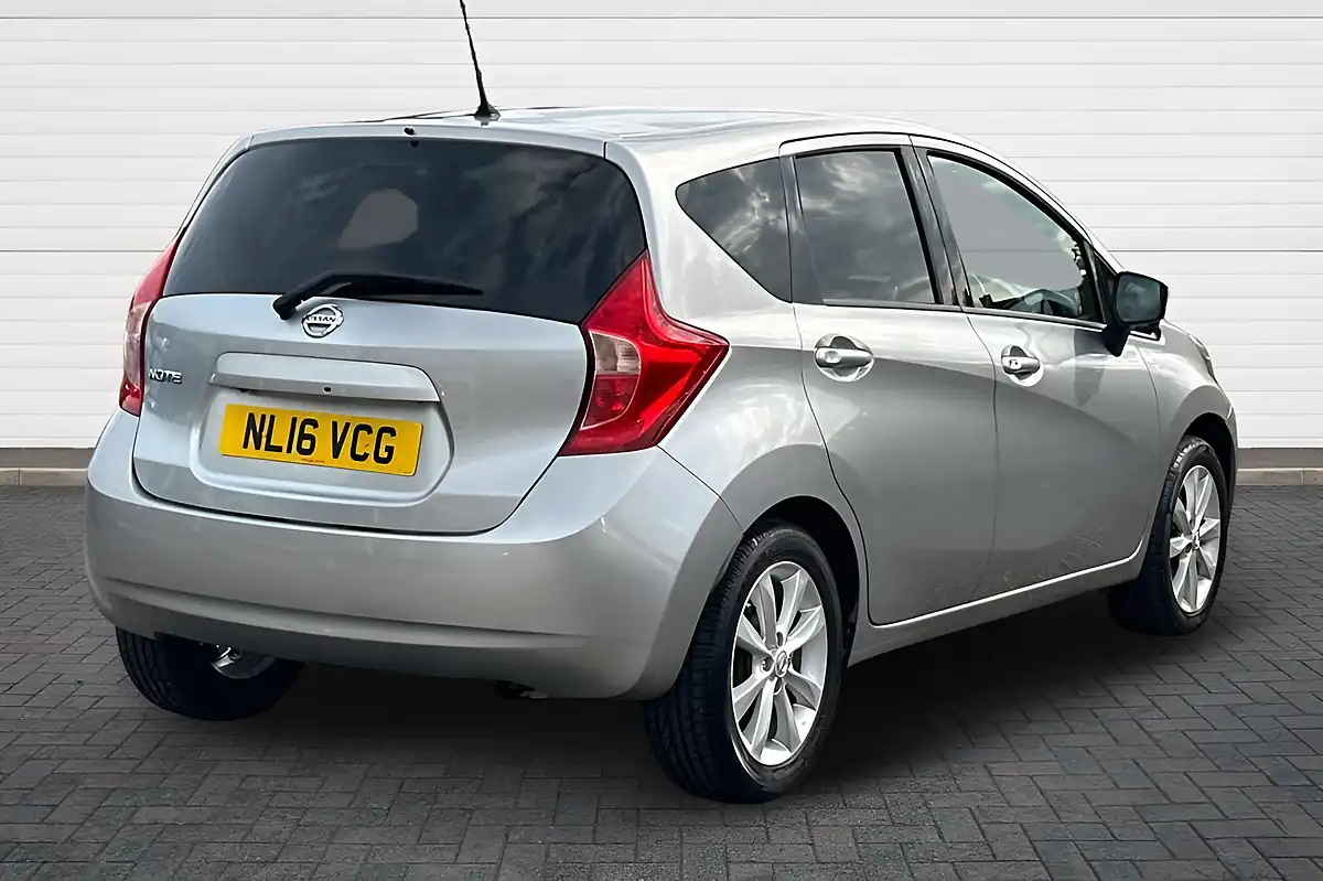 Used 2016 Nissan Note Tekna Blade Silver - Interior and Exterior details 3