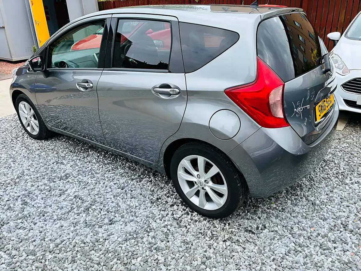 Used 2016 Nissan Note Tekna Grey - Interior and Exterior details 17