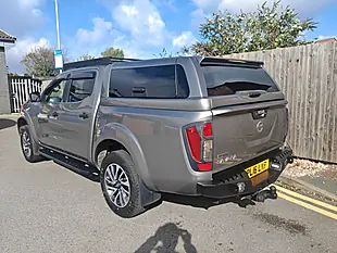Used 2016 Nissan NP300 Navara N-Connecta Grey - Interior and Exterior details 7