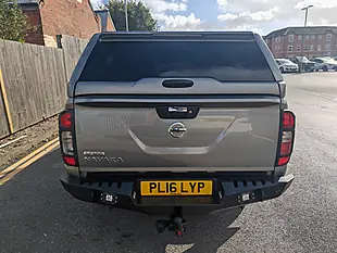 Used 2016 Nissan NP300 Navara N-Connecta Grey - Interior and Exterior details 8
