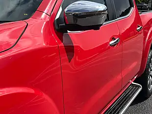 Used 2016 Nissan NP300 Tekna Flame Red - Interior and Exterior details 16