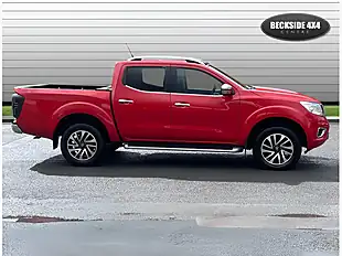 Used 2016 Nissan NP300 Tekna Flame Red - Interior and Exterior details 2