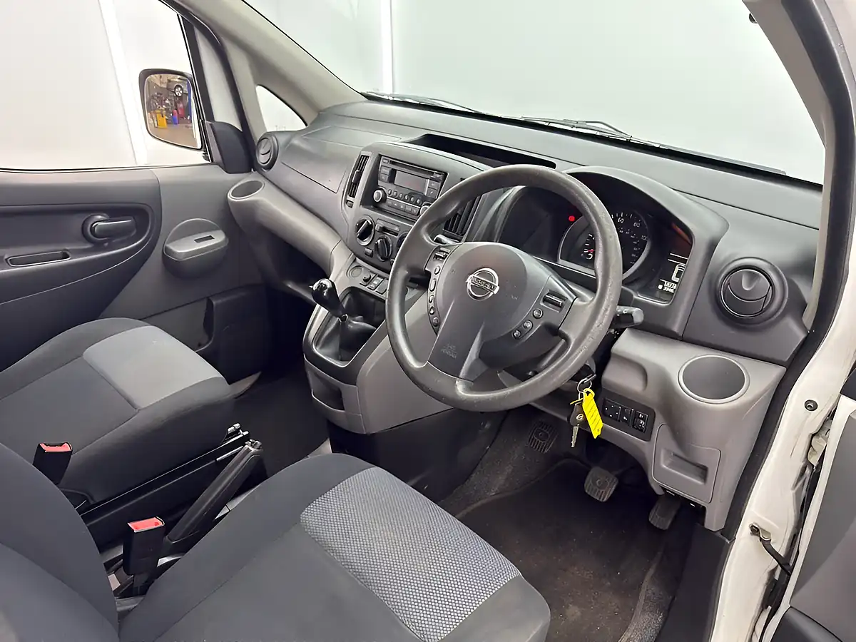 Used 2016 Nissan NV200 Acenta Alabaster White - Interior and Exterior details 10