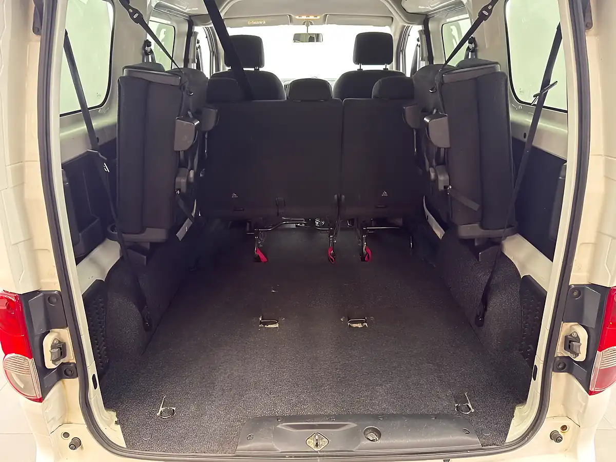 Used 2016 Nissan NV200 Acenta Alabaster White - Interior and Exterior details 11