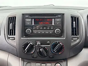 Used 2016 Nissan NV200 Acenta Alabaster White - Interior and Exterior details 15