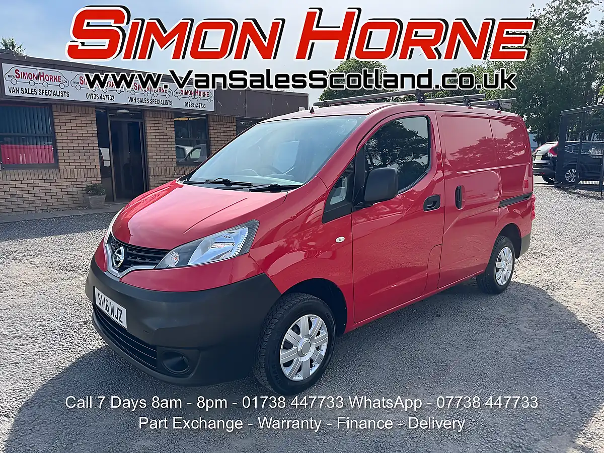 Used 2016 Nissan NV200 Acenta Red - Front View