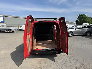 Used 2016 Nissan NV200 Acenta Red - Interior and Exterior details 14