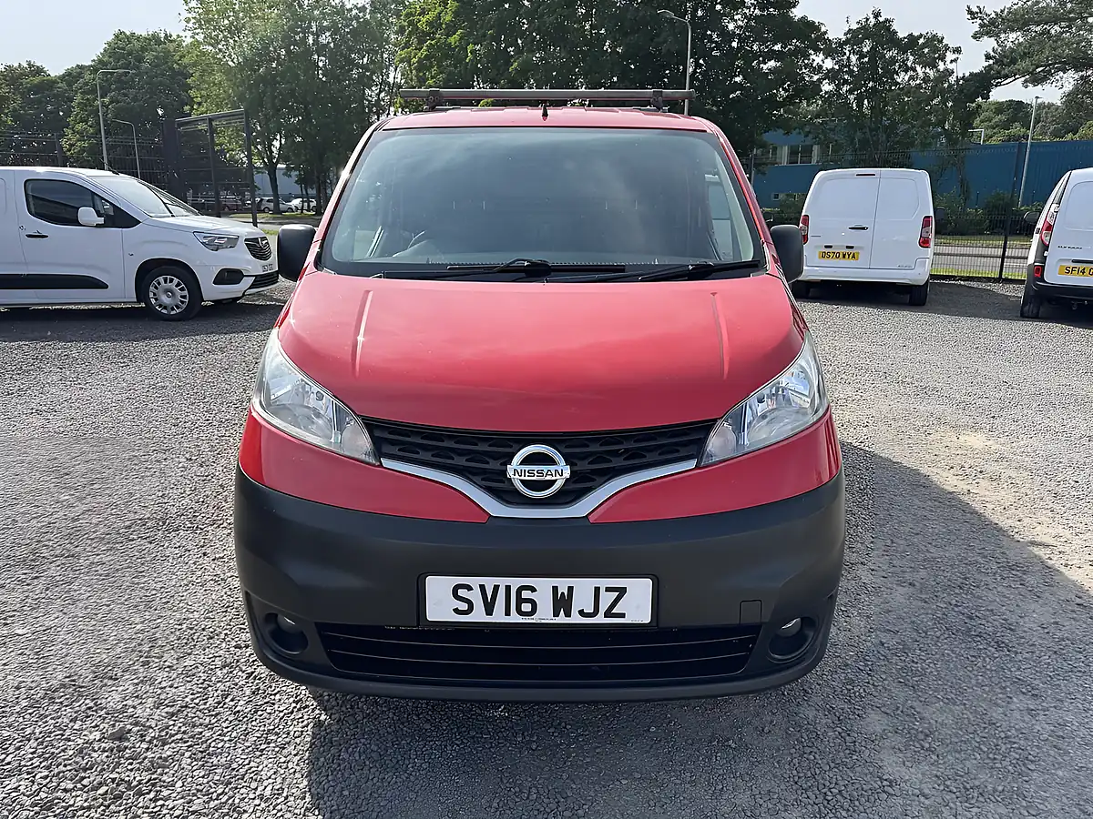 Used 2016 Nissan NV200 Acenta Red - Interior and Exterior details 2