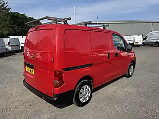 Used 2016 Nissan NV200 Acenta Red - Interior and Exterior details 5