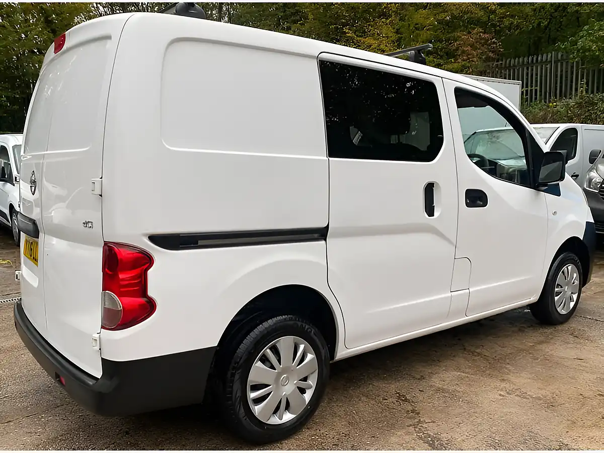 Used 2016 Nissan NV200 Acenta White - Interior and Exterior details 6
