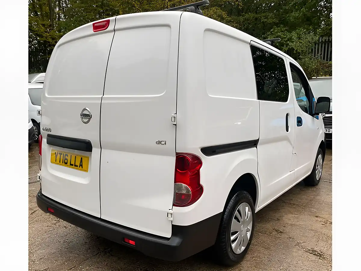 Used 2016 Nissan NV200 Acenta White - Interior and Exterior details 7
