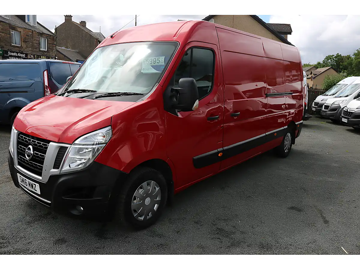 Used 2016 Nissan Nv400 Se H/R P/V Red - Interior and Exterior details 3