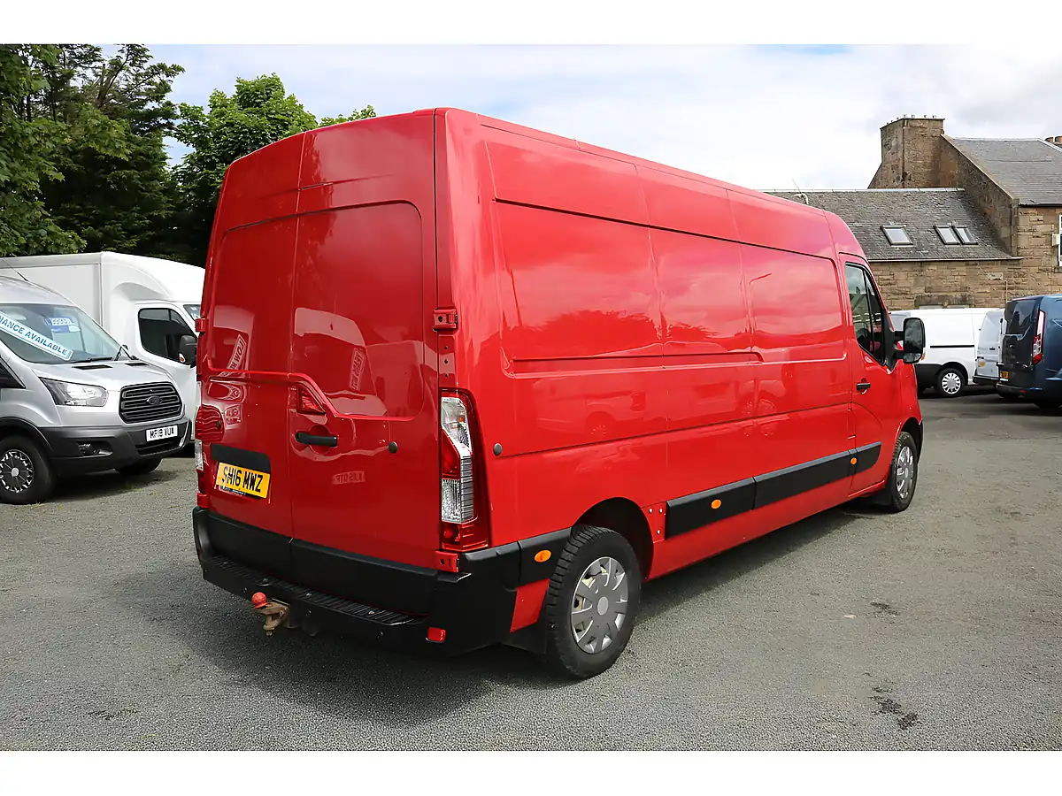 Used 2016 Nissan Nv400 Se H/R P/V Red - Interior and Exterior details 8