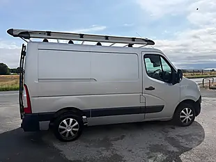 Used 2016 Nissan NV400 Se Silver - Interior and Exterior details 3