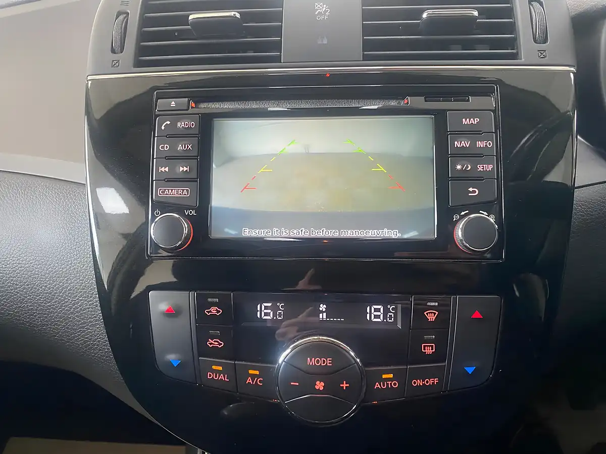 Used 2016 Nissan Pulsar Acenta Grey - Interior and Exterior details 12