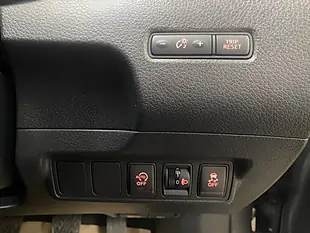 Used 2016 Nissan Pulsar Acenta Grey - Interior and Exterior details 14