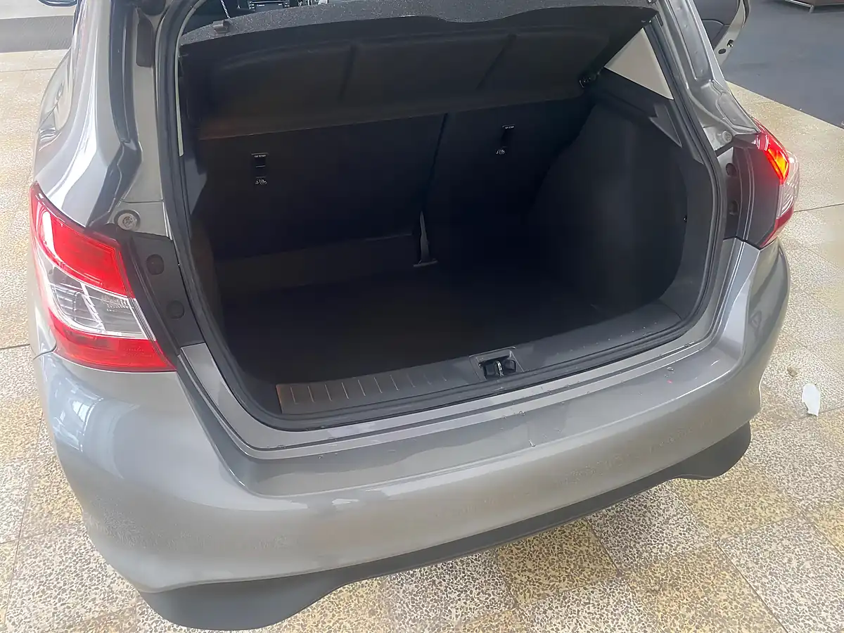 Used 2016 Nissan Pulsar Acenta Grey - Interior and Exterior details 18
