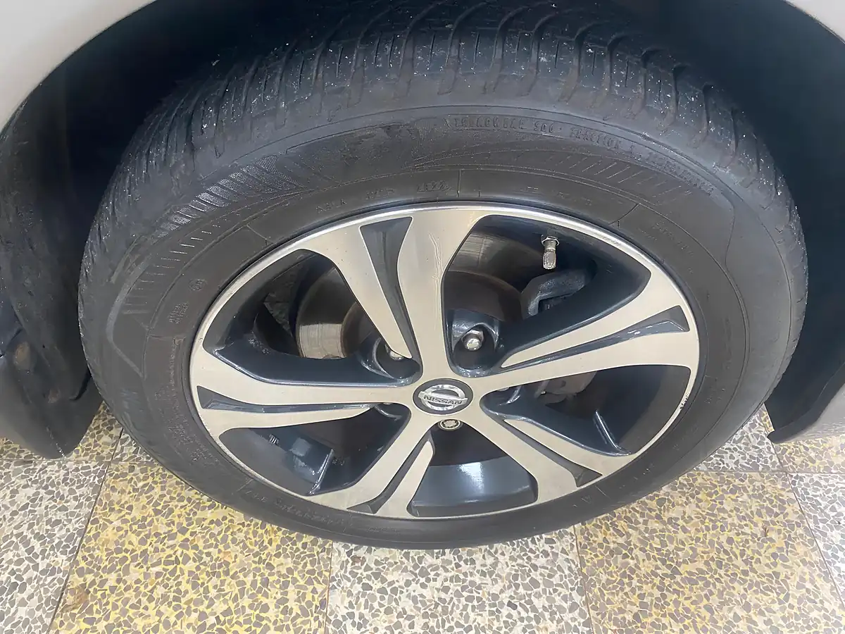 Used 2016 Nissan Pulsar Acenta Grey - Interior and Exterior details 20