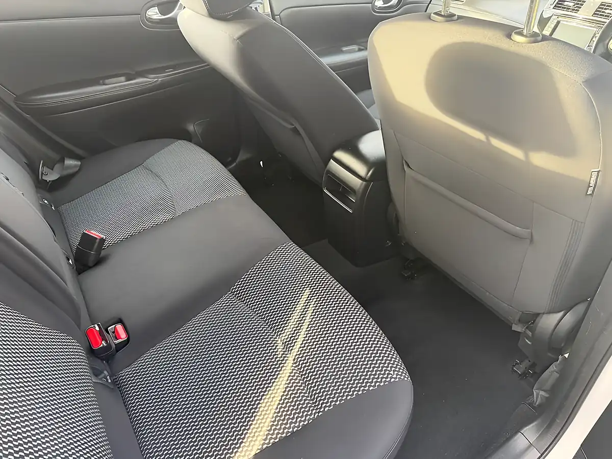 Used 2016 Nissan Pulsar Acenta White - Interior and Exterior details 13