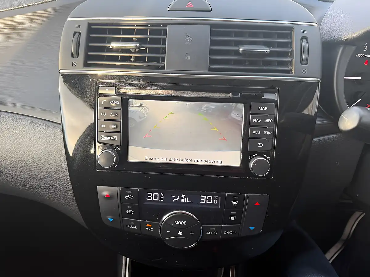 Used 2016 Nissan Pulsar Acenta White - Interior and Exterior details 19