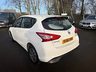 Used 2016 Nissan Pulsar Acenta White - Interior and Exterior details 4