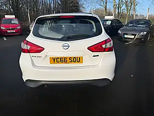 Used 2016 Nissan Pulsar Acenta White - Interior and Exterior details 5