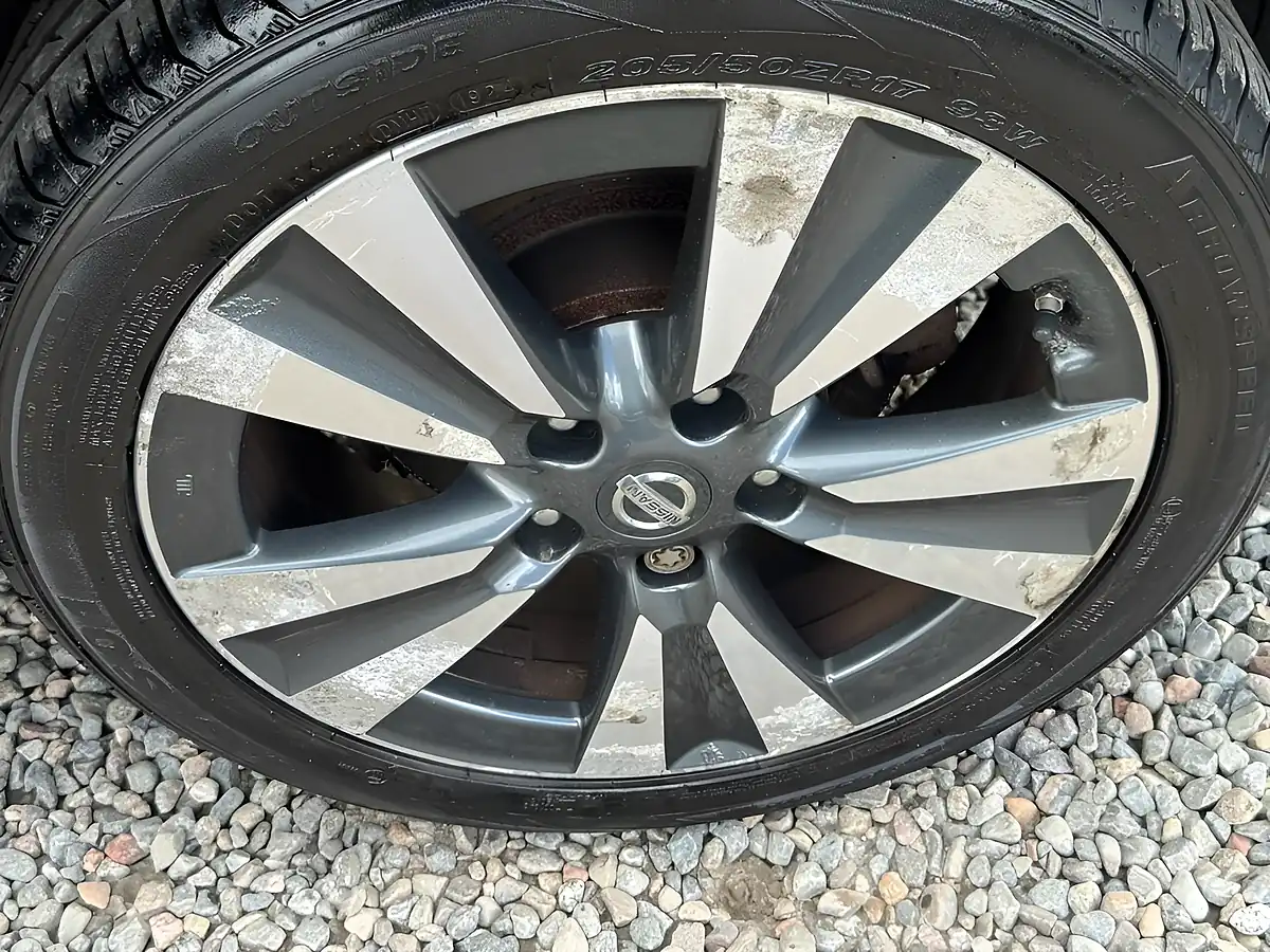Used 2016 Nissan Pulsar N-Connecta Black - Interior and Exterior details 16