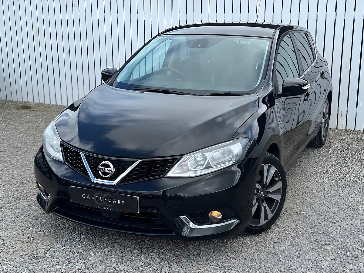 Used 2016 Nissan Pulsar N-Connecta Black - Interior and Exterior details 3