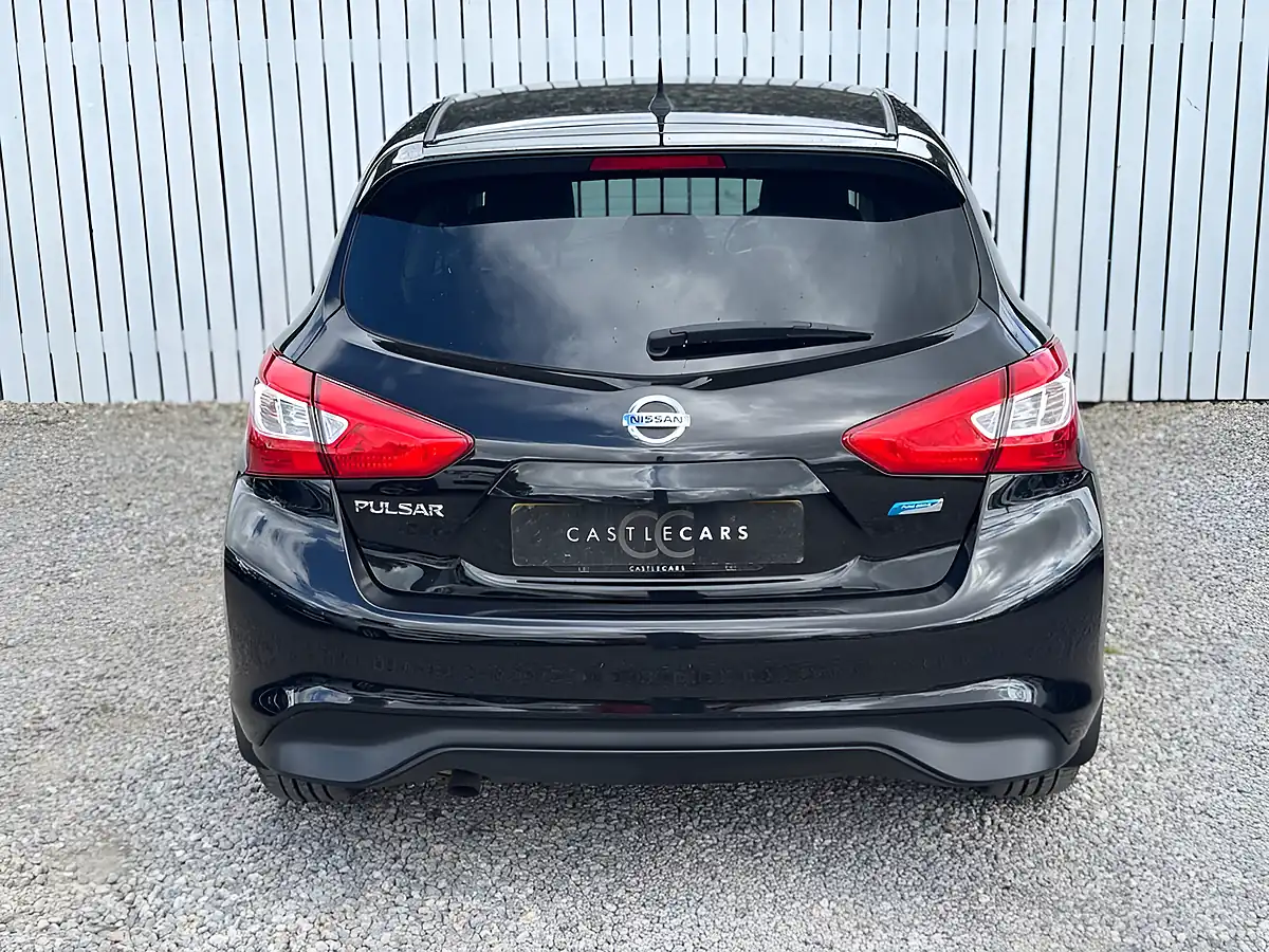 Used 2016 Nissan Pulsar N-Connecta Black - Interior and Exterior details 5