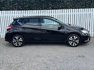 Used 2016 Nissan Pulsar N-Connecta Black - Interior and Exterior details 7