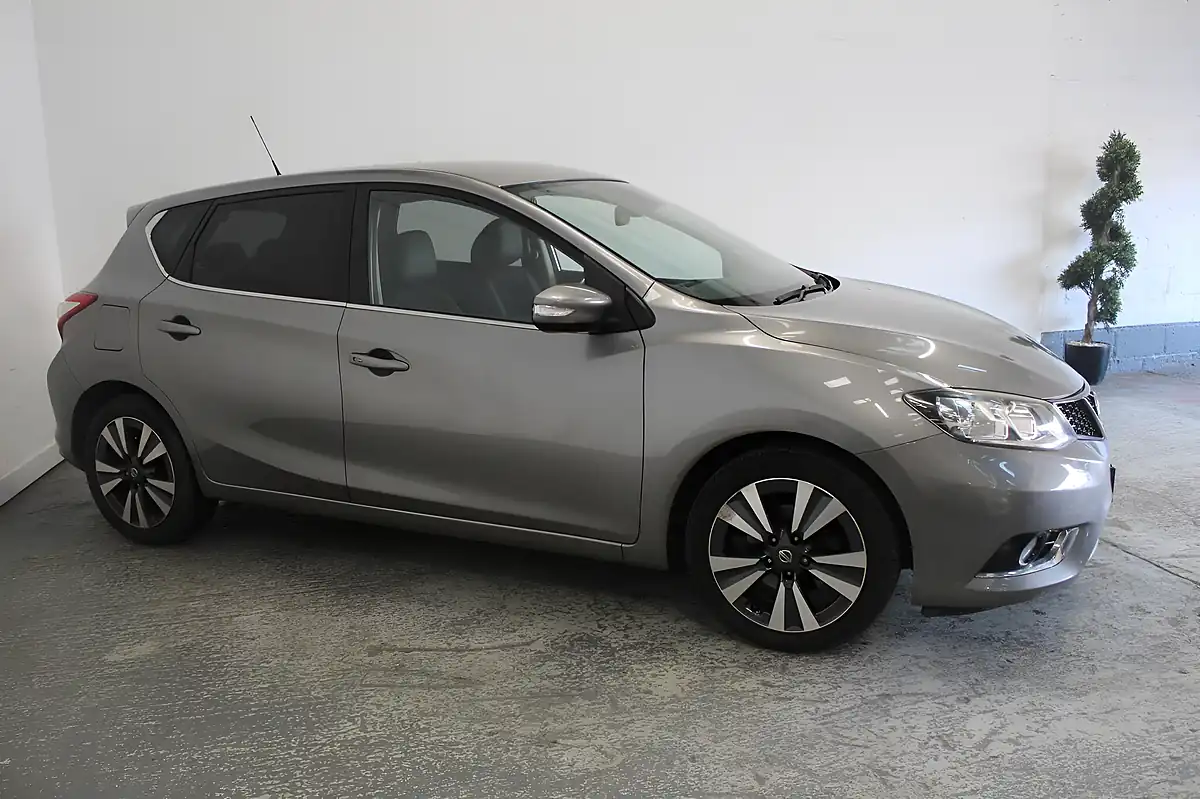 Used 2016 Nissan Pulsar N-Connecta Grey - Interior and Exterior details 3