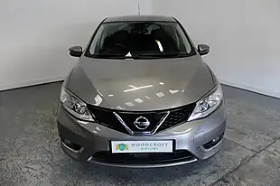 Used 2016 Nissan Pulsar N-Connecta Grey - Interior and Exterior details 9